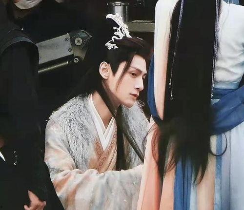 罗云熙白鹿圈内爆料,揭秘娱乐圈背后的真实故事  第3张